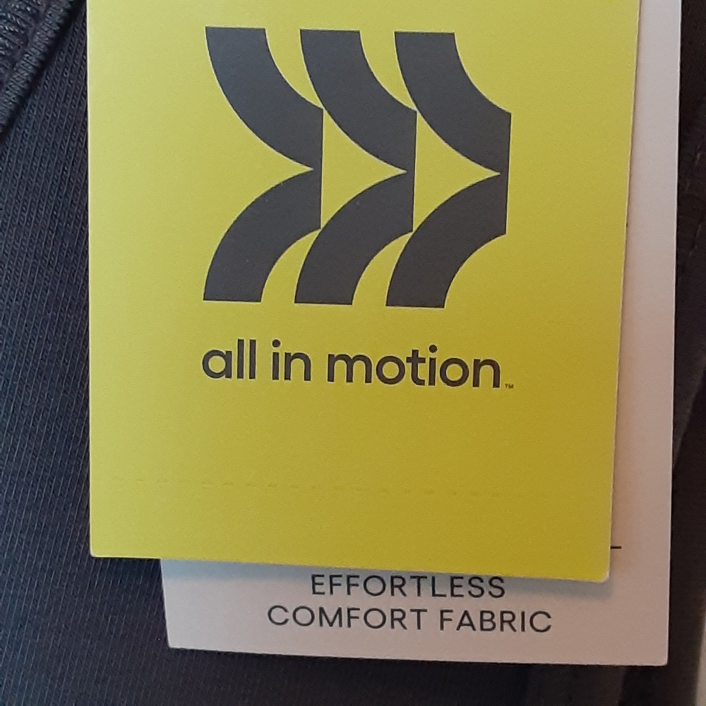 NWT Target All In Motion Exercise Top Size Large - Picture 3 of 6